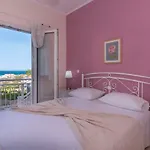 Lägenhet Venilia Apartments-2 *